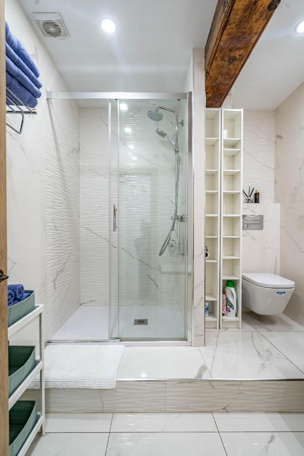 Central Luxury Flat With Free Parking Daire Valensiya Dış mekan fotoğraf